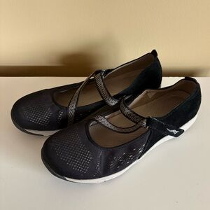 Dansko Haven Mary Jane Flats Black Suede Size 40